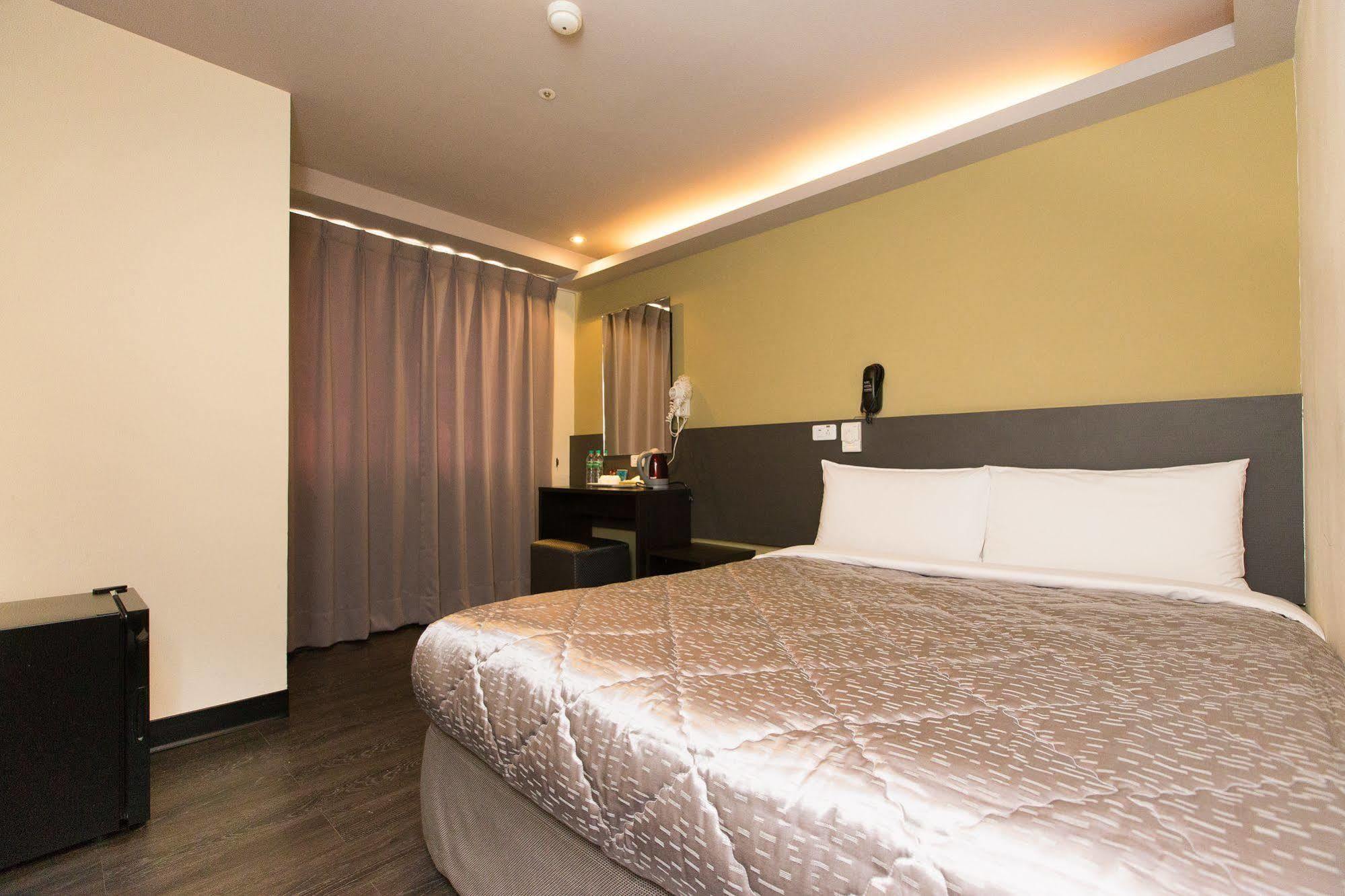 Chance Hotel Taichung Dış mekan fotoğraf